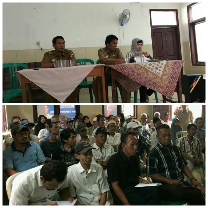 
 Foto CW7  Sosialisasi: Lurah Cempedak Sri Sulitiyono saat mensosialisasikan BSPS  kepada 45 warganya di aula kelurahan setempat, senin(27/11).