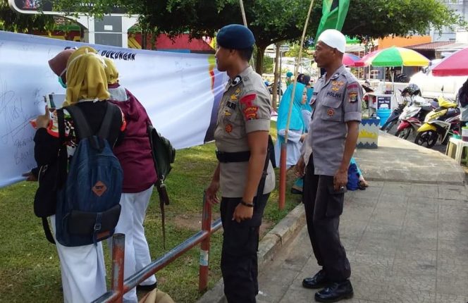 
 Kembalikan Kepercayaan Masyarakat, Brimob Gelar Patroli Dialogis
