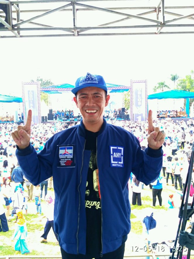 
 Jum’at, Romli Gantikan Yusrizal