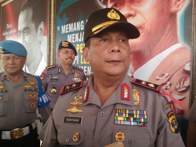 
 caption foto : Kapolda Lampung Irjen Pol. Suntana