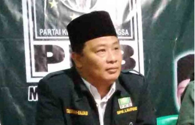 
 Foto : Tabrani Rajab Ketua DPC PKB Lampura 
