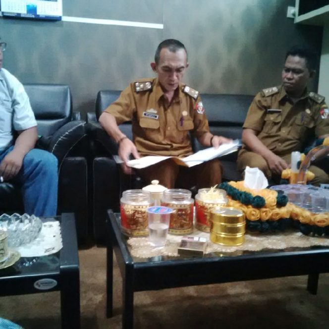 
 Foto :  Kepala Bidang Investaris Aset, A. Riskal Fistiawan saat diwawancarai Awak Media, Selasa (26/2).