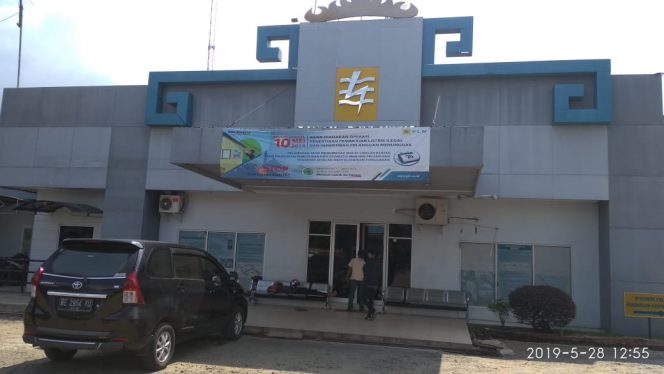 
 Caption foto : Kantor PT.PLN Rayon Bumi Agung 