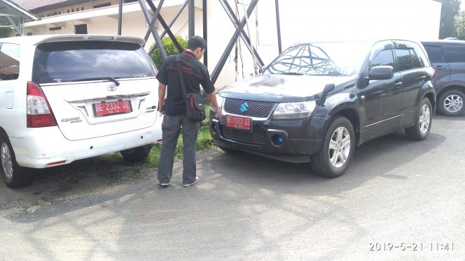 
 Foto : Ferdani
Caption : Sejumlah Randis yang diduga digelapkan Eks Wabup Lampura Sri Widodo, saat diamankan di Mapolres Lampura, Selasa (21/5).