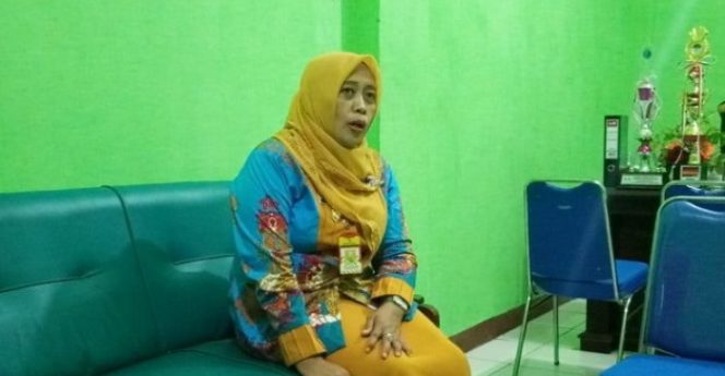 
 Foto : Ferdani  Caption : Maya Manan, Kadis P2TP2A Kabupaten Lampura
 