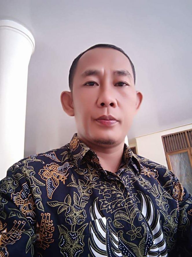 
 Caption foto : Adi Rasyid Humas DPD GMPK Lampura  