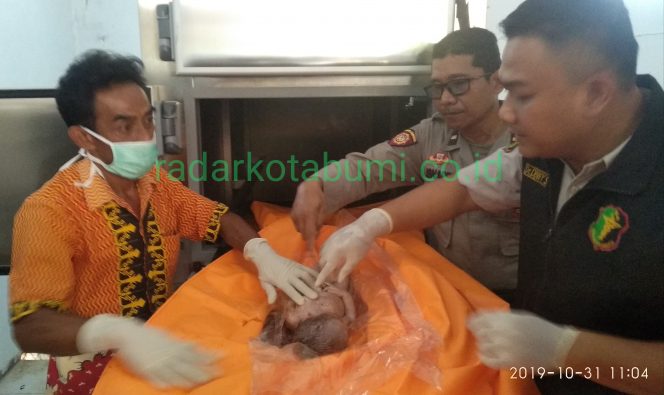 
 Bayi ‘Merah’ Berjenis Kelamin Perempuan, Ditemukan Tewas Diperkebunan Karet