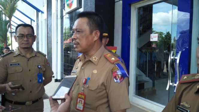 
 Caption foto : Plt Sekretaris Daerah Lampura, Sofyan