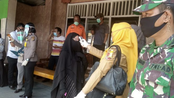 
 17 Santri Asal Jawa Timur, Tiba di Lampura