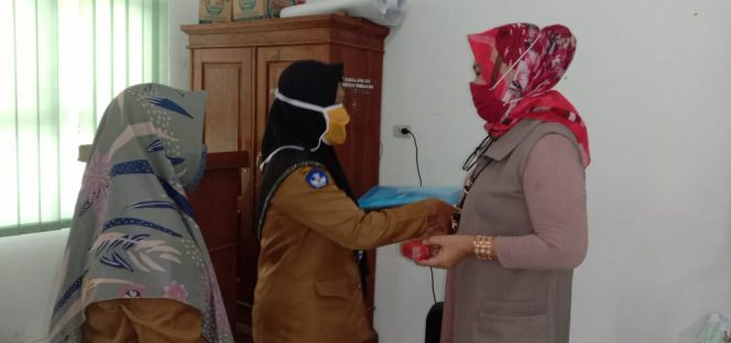 
 Emirita Pamit, Aruji Lanjutkan Pimpin SMAN 1 Kotabumi