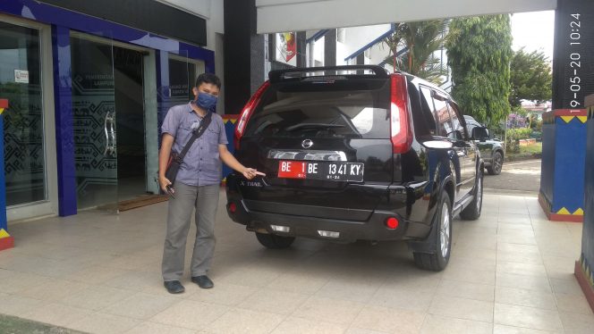 
 Diduga Randis Asisten III Pemkab Lampura, Gunakan Plat Palsu