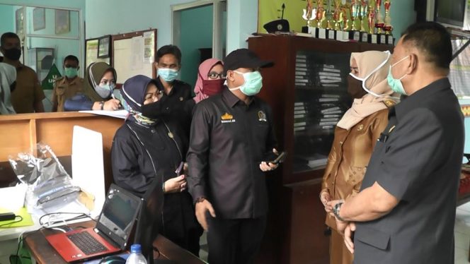 
 Komisi IV DPRD Lampura Temukan Kejanggalan Pelaksanaan PPDB SMP