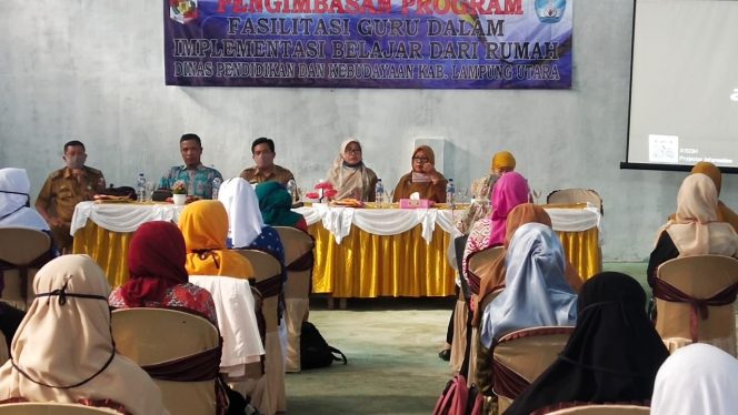 
 Selama Pandemi, Guru Kunjungi Siswa Belajar di Rumah