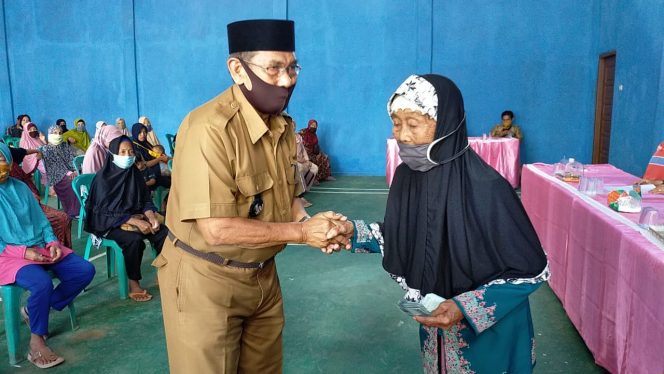 
 Sebanyak 91 Warga Bindu Dapat BLT DD