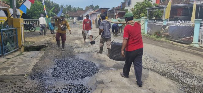 
 Untuk Perbaikan Jalan, Pemkab Lampura Kucurkan Rp.800 Juta