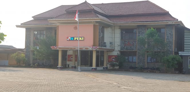 
 caption foto : Kantor Dinas PUPR Kabupaten Lampung Utara
