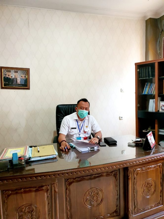 
 Caption foto :  Foto Kadisdag Lampura Hendri
