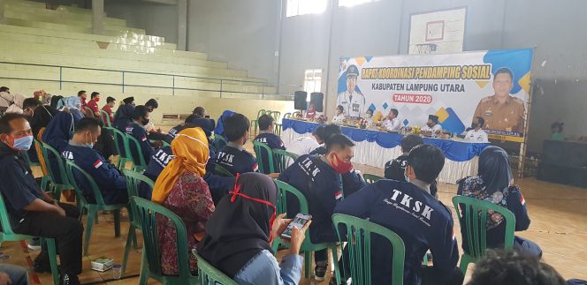 
 caption foto : Rakor Peksos yang digelar di GOR Sukung Kotabumi, Rabu  (9/9)
