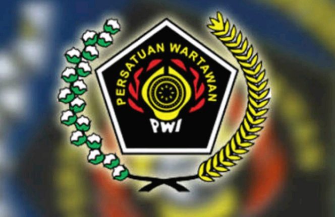 
 Dewan Penasehat PWI Lampung Urun Rembuk, Alzier Jawab Somasi dan Sampaikan Maaf