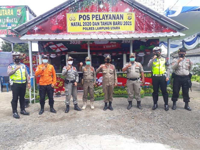 
 Foto IST  Tampak Kasat Pol-PP Pirmansyah didampingi para anggotanya dan BPBD, Polri saat mekukan PAM Nataru.
