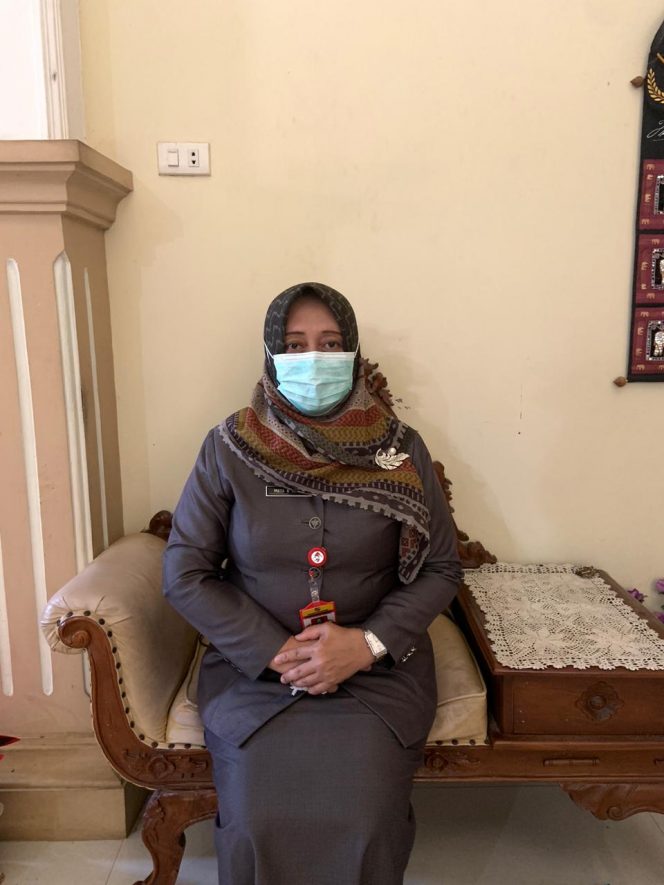 
 Foto Plt. Kepala Dinas Kesehatan Lampura dr. Hj. Maya Natalia Manan.  