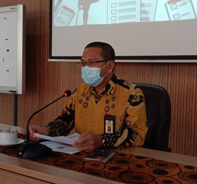 
 Caption foto : Indra Priyadi, Kepala KPP Pratama Kotabumi, dalam Media Gathering dan sosialisasi anti korupsi yang digelar diaula kantor tersebut, Jum'at (15/1).  