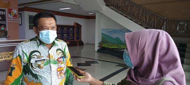 
 Foto Kadis Pertanian saat diwawancarai terkait KPB, Kamis (28/1).
