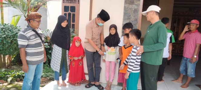 
 KJB Lampura Bagikan Paket Sembako