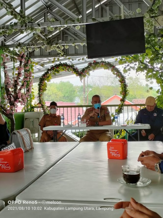 
 Gelar Pertemuan dengan TKSK Soal Sembako, Ini Pesan Kadinsos Lampura