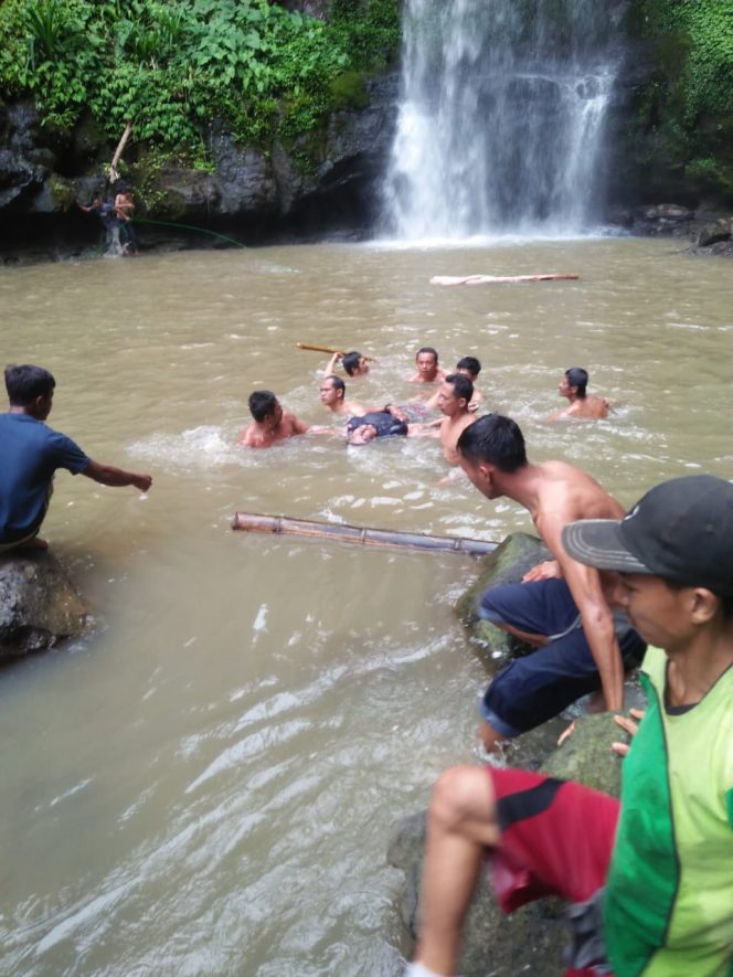 
 Tiga Pemuda Tewas Tenggelam