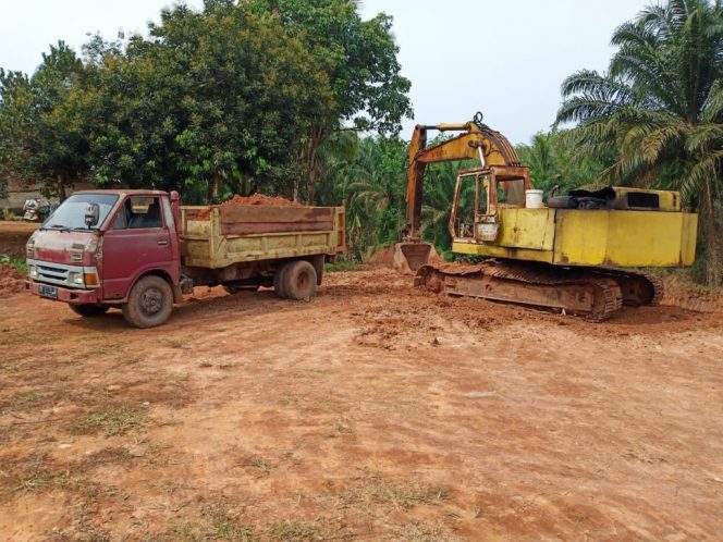 
 caption : Inilah lokasi tambang galian C yang tidak mengantongi izin dan terpaksa ditertibkan.
