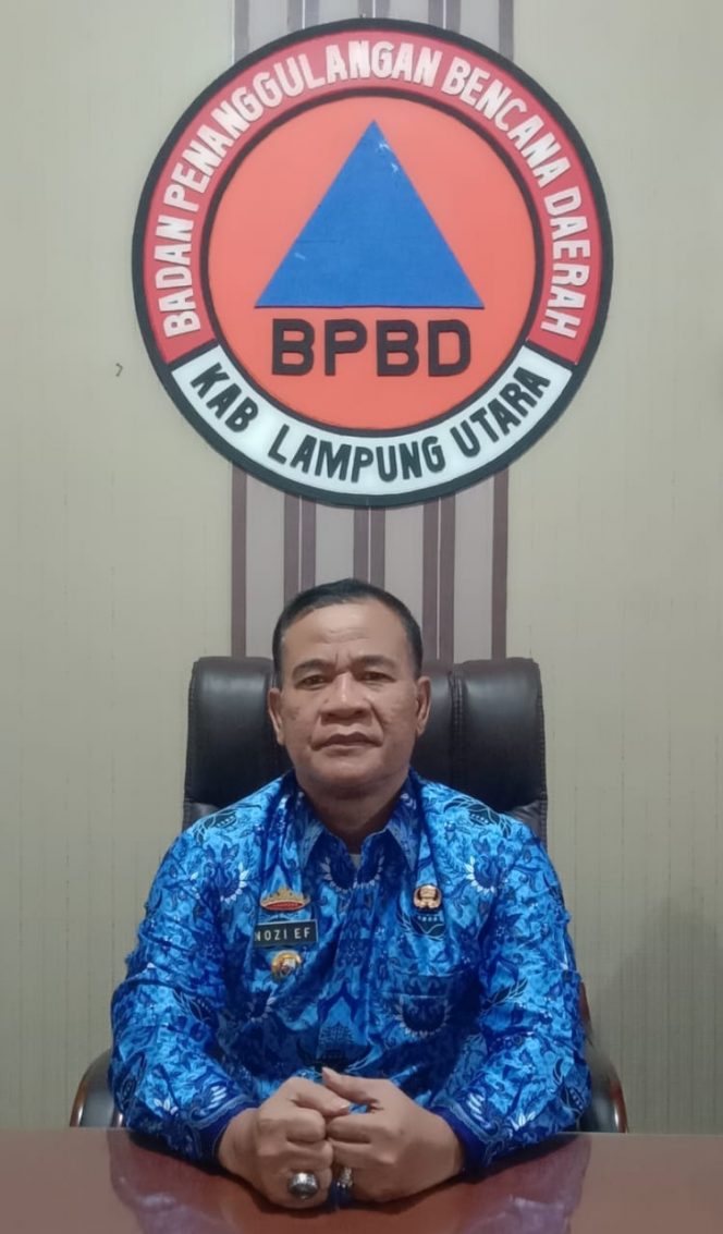 
 caption :  Kepala BPBD Lampura Nozi Efialis 