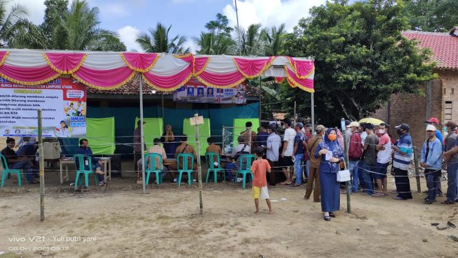 
 caption : Suasana Pilkades yang digelar dikecamatan Bunga Mayang

