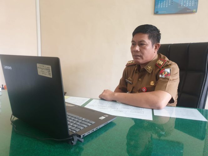 
 caption : Kadisdukcapil Lampura, Khairul Anwar
