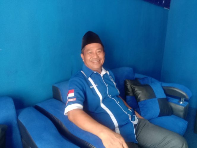 
 caption : Ketua DPD PAN Lampura, Hi. Hamidi