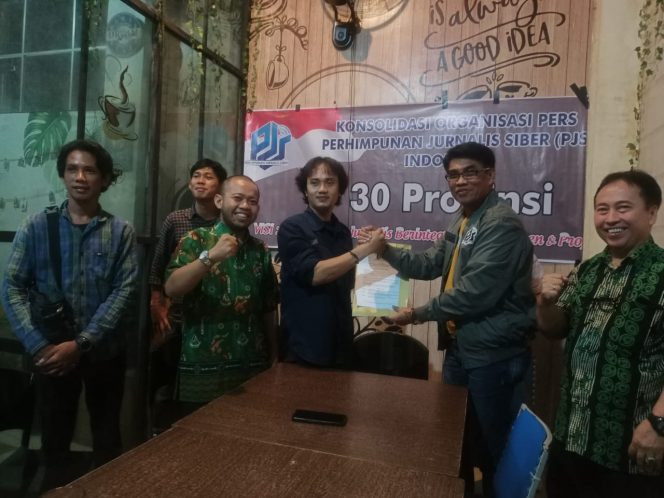 
 Gerakan Konsolidasi Organisasi Pers Perhimpunan Jurnalis Siber (PJS) Di 30 Provinsi Di Tanah Air Terus Berjalan