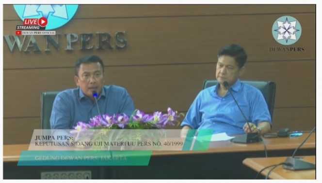 
 Mahkamah Konstitusi: UU 40 Tahun 1999 Tonggak Demokrasi Indonesia