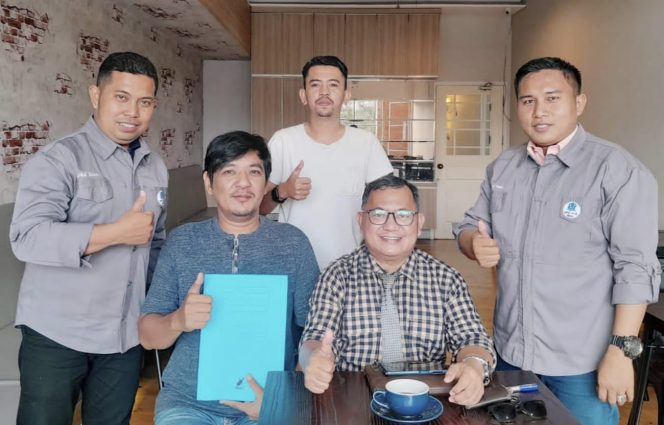 
 Ketua DPD PJS Riau Berikan Mandat Pembentukan PJS Rohil