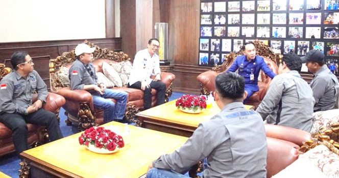 
 DPC PJS Paparkan Program, Bupati Waykanan : Jadilah Wartawan yang Penulis