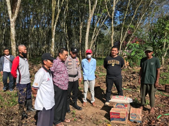 
 Pasca Bencana Pemkab Salurkan Bantuan Sosial