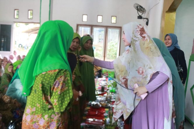 
 Devriyana: Selalu Kompak Dalam Pengajian