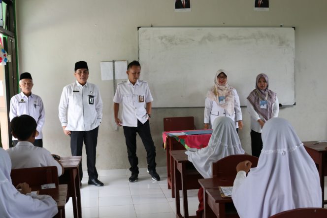 
 Totong Monev Pelaksanaan Asesment MI dan MTs