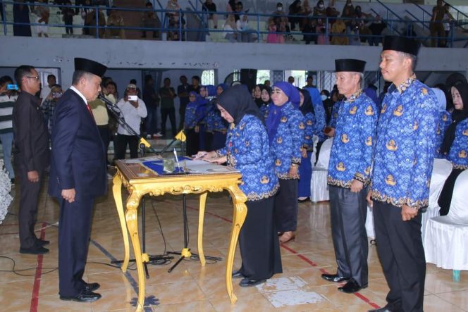 
 432 Kepsek dan Pengawas Dilantik dan Dikukuhkan Kembali