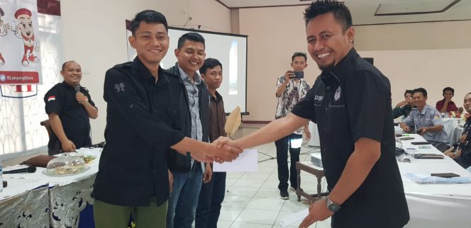 
 Bawaslu Lampura Ingatkan Panwascam Soal Posko Pengaduan, dan Patroli Pengawasan