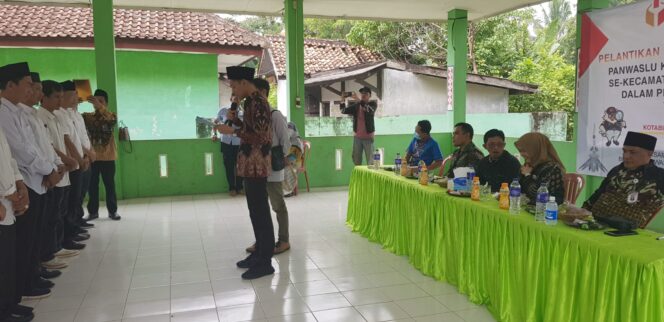 
 14 PKD Kotabumi Selatan Dilantik, ini Pesan Ketua Bawaslu Lampura