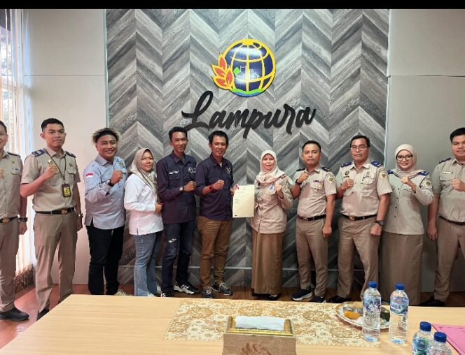
 Sah, PWI Lampura Terima Sertifikat Hak Milik Dari BPN