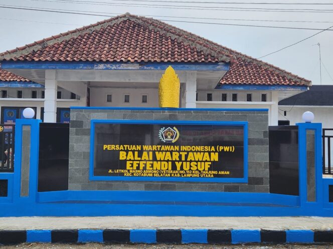 
 Hindari Bullying, PWI Lampura Ingatkan Sekolah Terus Awasi MPLS