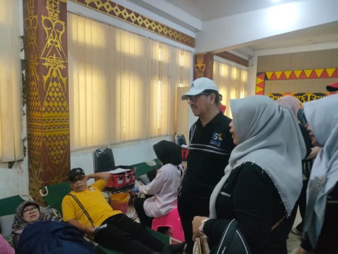 
 555 Orang Terima Bantuan Sosial HUT Korpri ke 54 Tahun