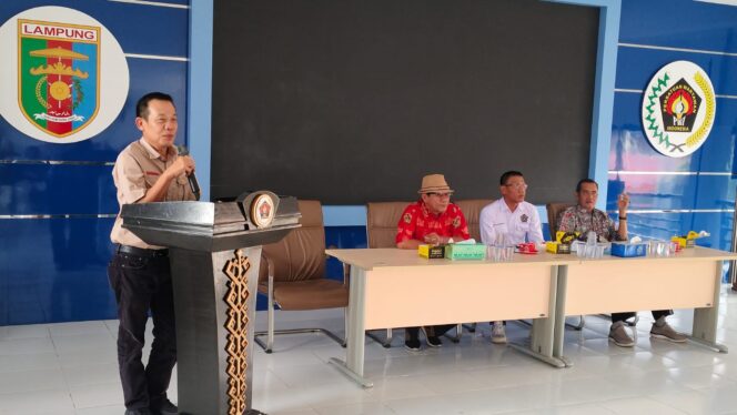 
 Resmi, Hi. Adi Kurniawan Jabat Ketua DK PWI Lampung