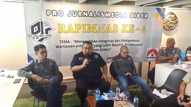 
 PIDATO STRATEGIS ADVOKASI PRO JURNALISMEDIA SIBER